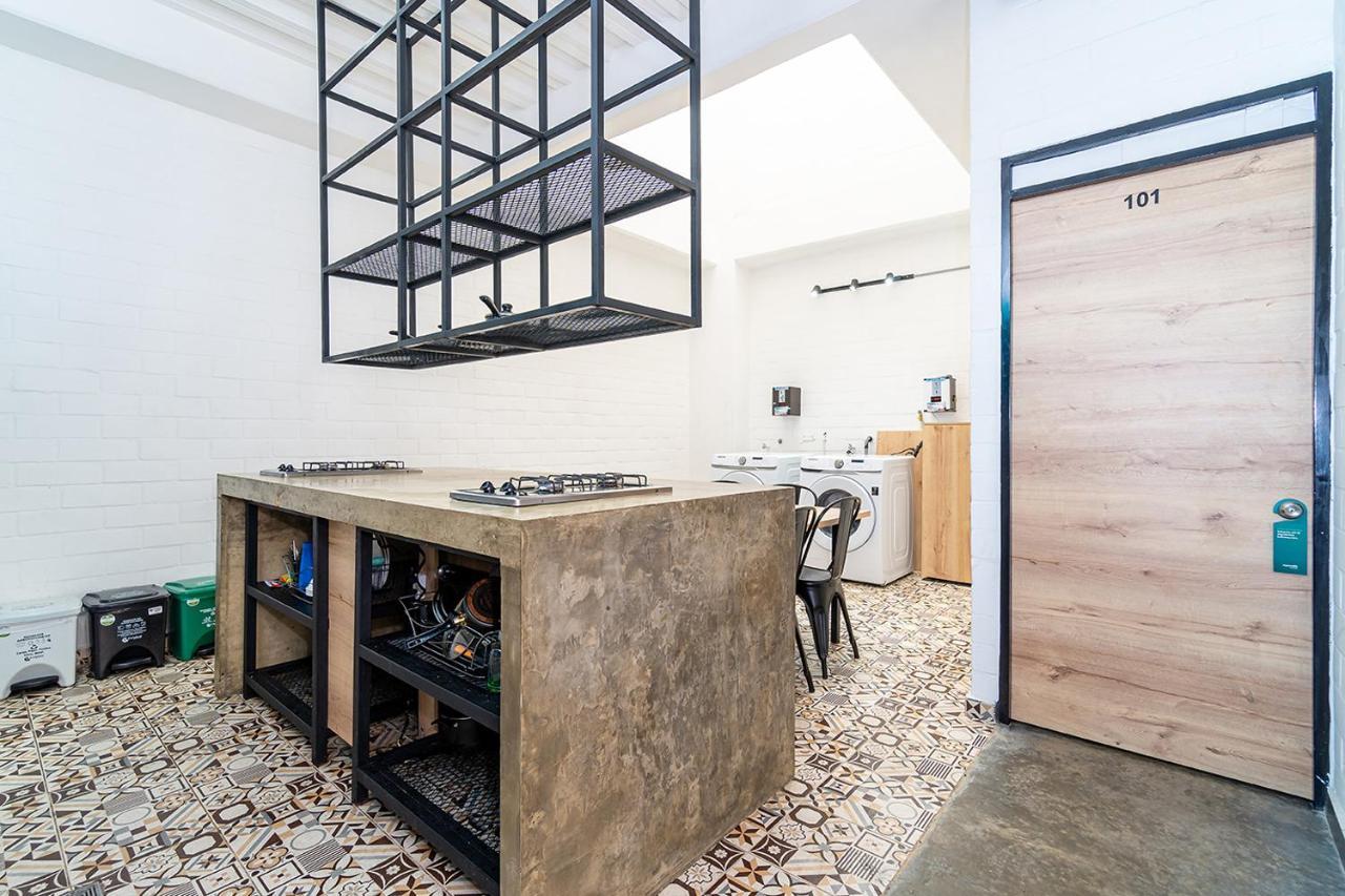 Hotel Ayenda Living Box à Cali Extérieur photo